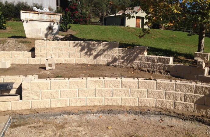 Retaining & Retention Walls-Arlington TX Landscape Designs & Outdoor Living Areas-We offer Landscape Design, Outdoor Patios & Pergolas, Outdoor Living Spaces, Stonescapes, Residential & Commercial Landscaping, Irrigation Installation & Repairs, Drainage Systems, Landscape Lighting, Outdoor Living Spaces, Tree Service, Lawn Service, and more.